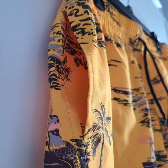 O'neill Tropical Swim Shorts Size M - Picture 5 of 6